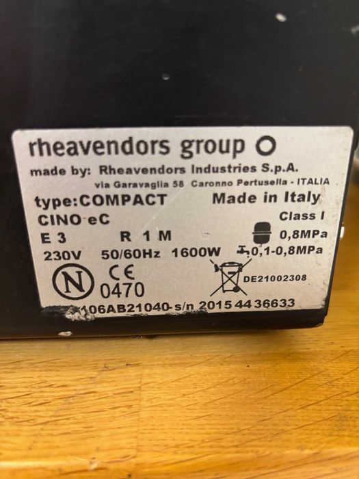 automat de cafea rheavendors cino ec compact