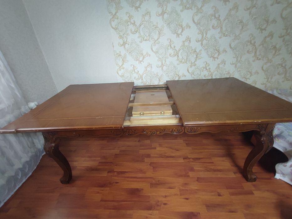 Стол гостиный пр-ва Малайзия