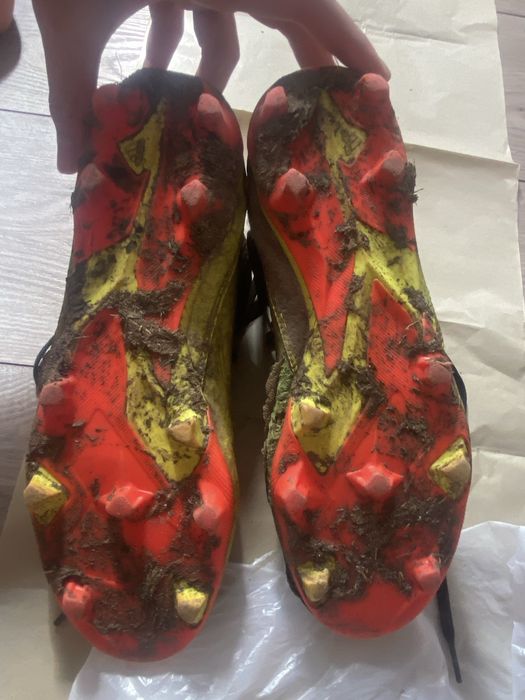 Футболни обувки Adidas Predator бутонки