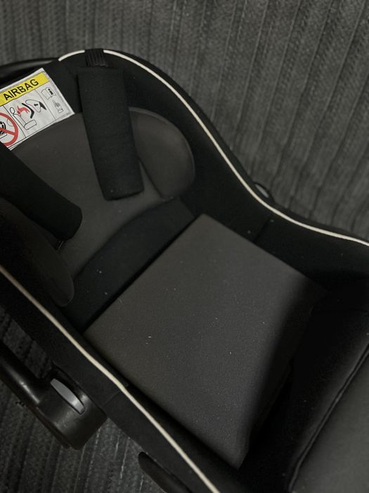 Автокресло Tomix