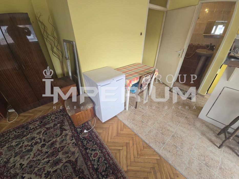 Дава се под наем Едностаен апартамент в Варна, Център - 40 кв.м за 357 € - Снимка #5