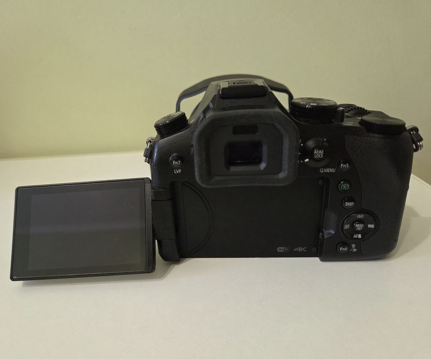 Фотоаппарат Panasonic Lumix DMC-FZ2500