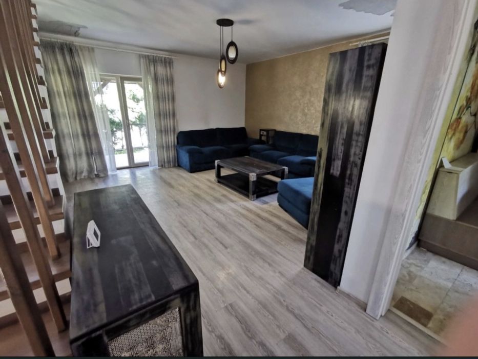 Închiriez casa tip Duplex, mobilata, locuri de parcare, Gaze, asfalt, Berceni
