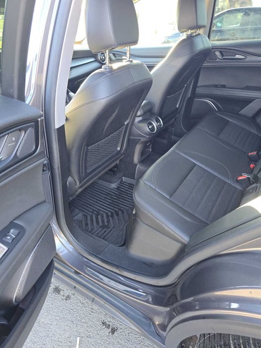 Alfa Romeo Stelvio 2.2M-jet 190cp * /Camera/Distronic/Q4