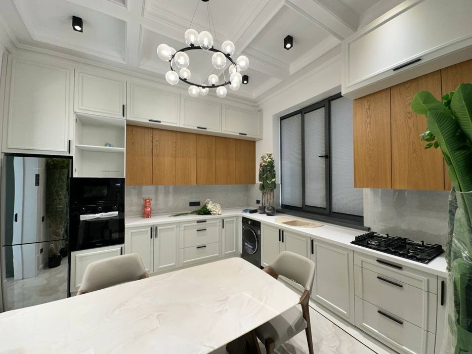 Продается роскошный новый дом  IT Park