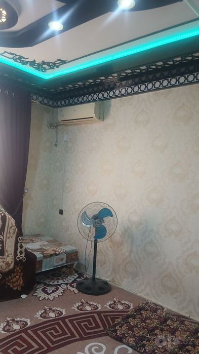 Китоб туманидан квартира сотилади