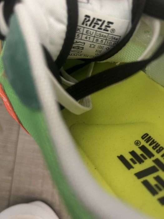 Маратонки Rifle