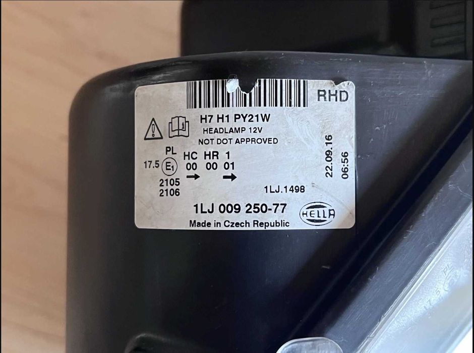 Фарове за Ford S-Max Galaxy WA6 2006 - 2015 г   1LJ009250-77