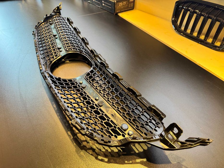 Grila Centrala Diamond Mercedes C-Class W205 2015-2018