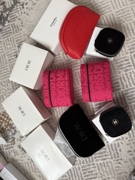 Косметичка dior 、chanel