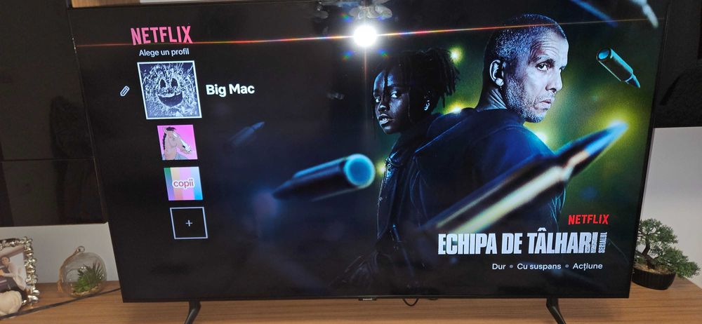 Samsung Smart TV LED 55 Inch 140 cm