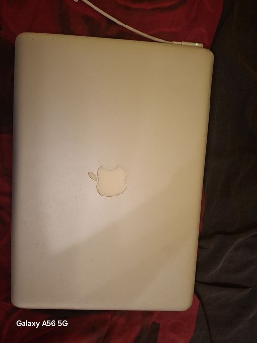 Vand  laptop macbook pro