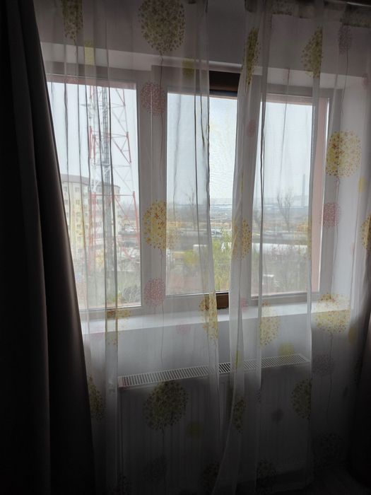 Vand galerie dubla cu perdele si draperii blackout incluse