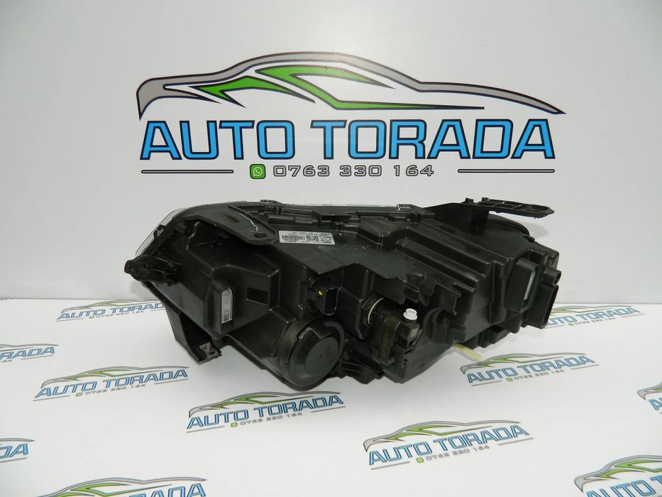 Far dreapta Dacia Duster 2 facelift an 2021 2022 2023 2024 cod 260106194R