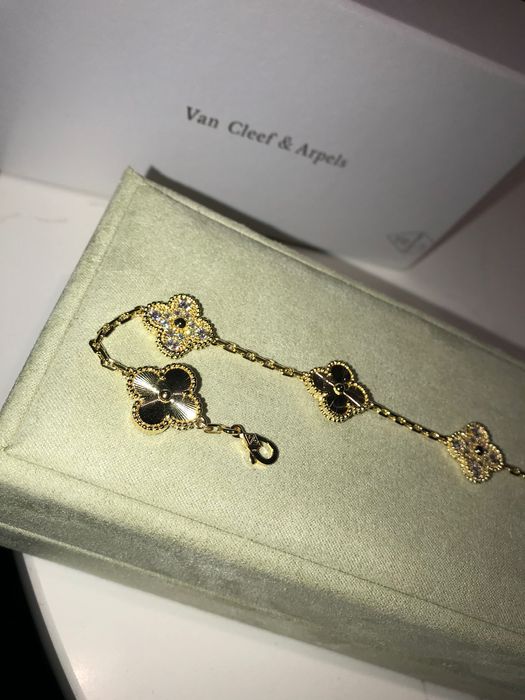 Гривна Van Cleef позлатена