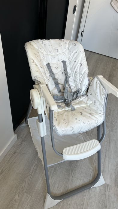 Стульчик для кормления Joie