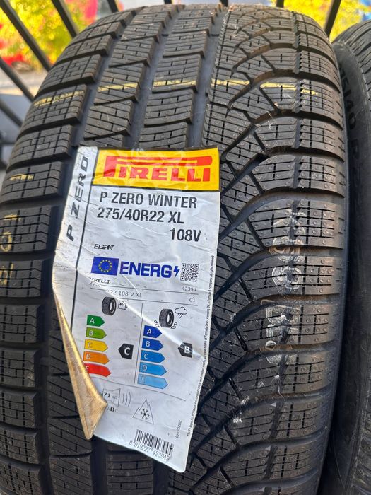 275/40/R22 Pirelli P Zero Winter DOT 22