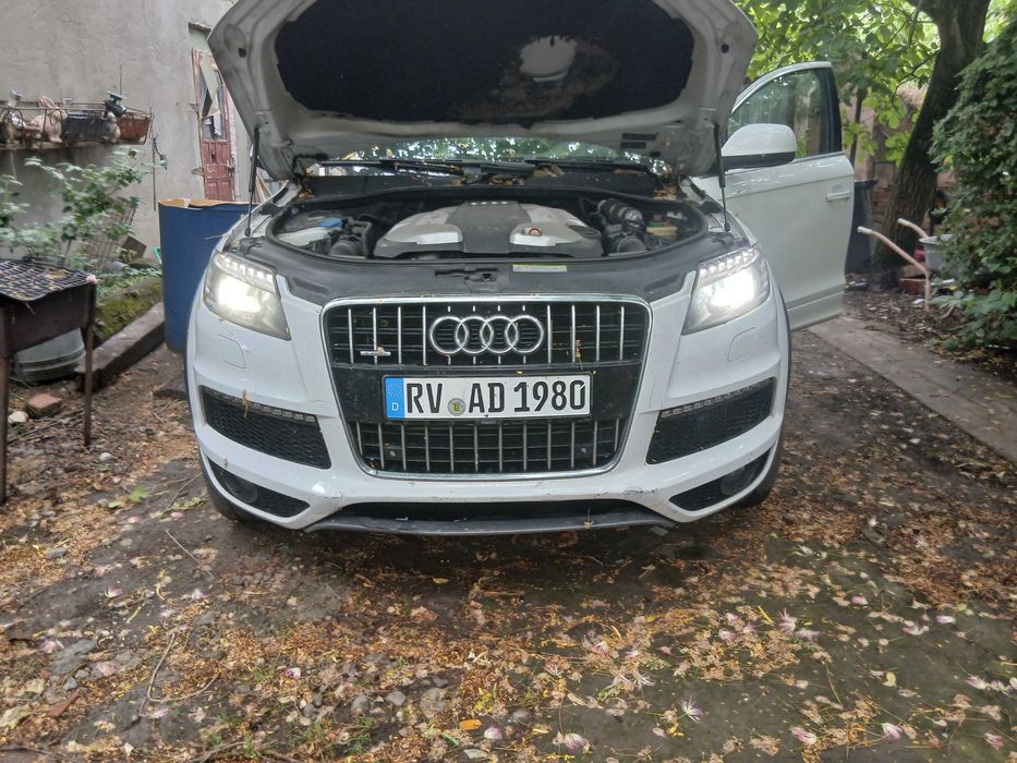 AUDI Q7