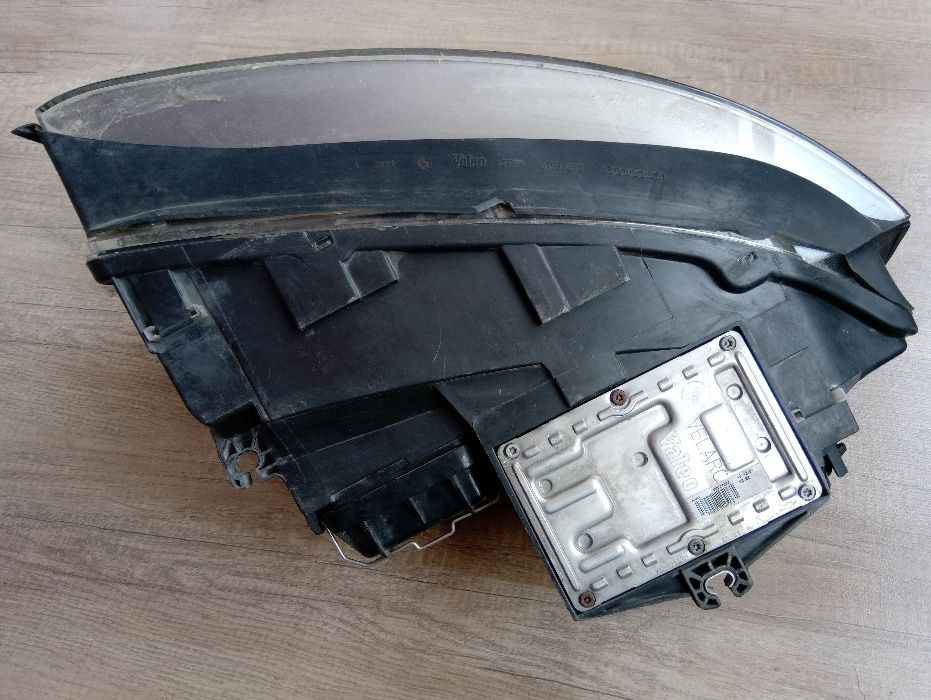 кабелче от ксенонова крушка  от фар Audi A4 b6 от 01'-05'