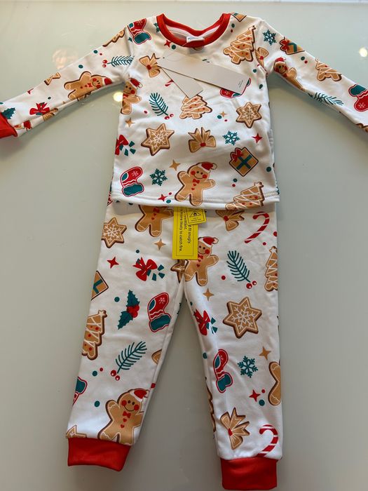 2 бр коледни пижами за момче, 3 г
