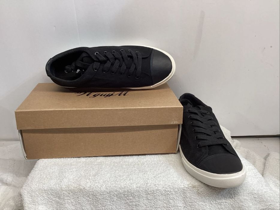 Продается кеды НОВЫЕ!!!