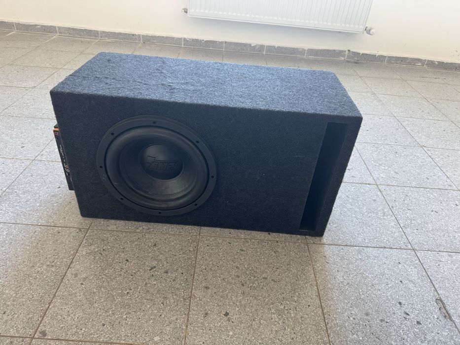 Продам саббуфер срочно почти новый