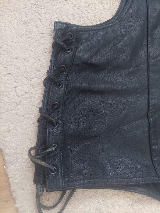 Vesta piele cu snur,de barbat ideal moto,chopper,rock sau strada, 3XL