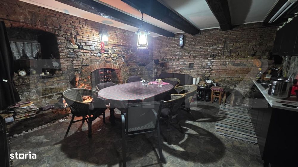 Oportunitate - Casa in zona centrala