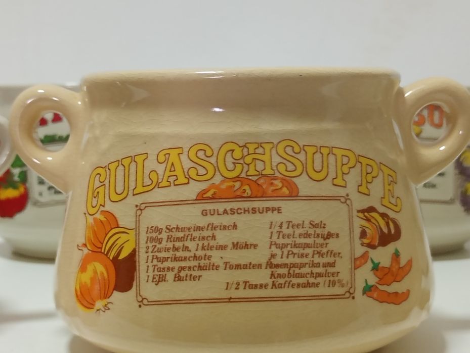 Set colecție vintage 6 boluri de supa cu rețete culinare diverse in stil retro anii 70's diverse