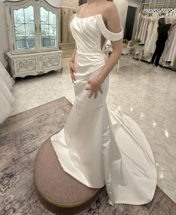 Булчинска рокля