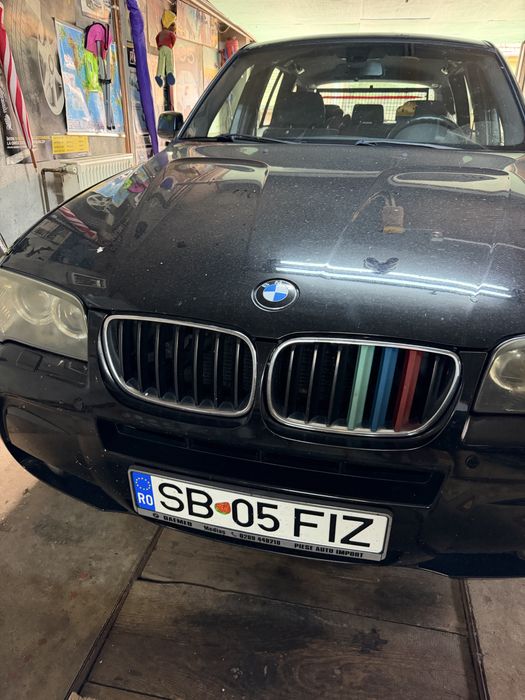 Bmw x3 culoarea negru