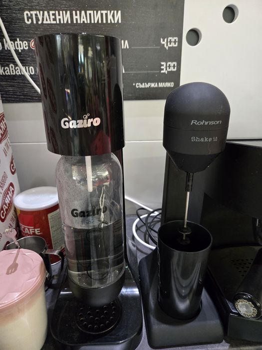 Машина за газиране на вода и миксер  за фрапе