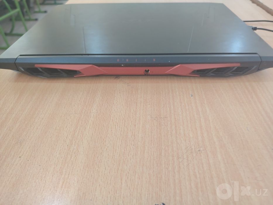 Notebook sotiladi
