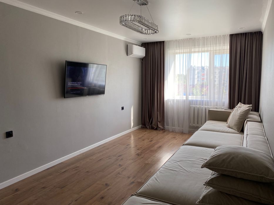 Продам трёхкомнатную квартиру