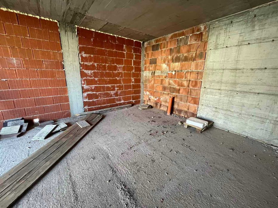 Продава се Тристаен апартамент в Казанлък - 122 кв.м за 842 €/кв.м - Снимка #9