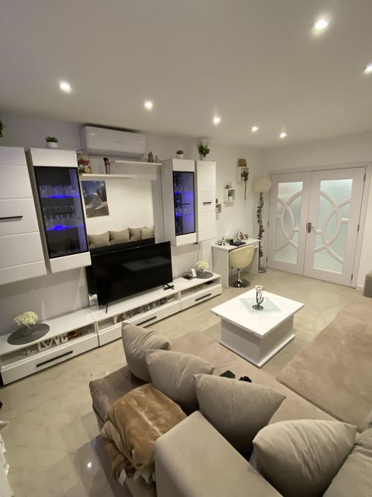 Apartament decomandat 66000€