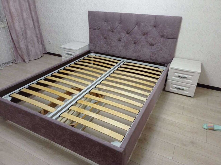 Перетяжка диванов