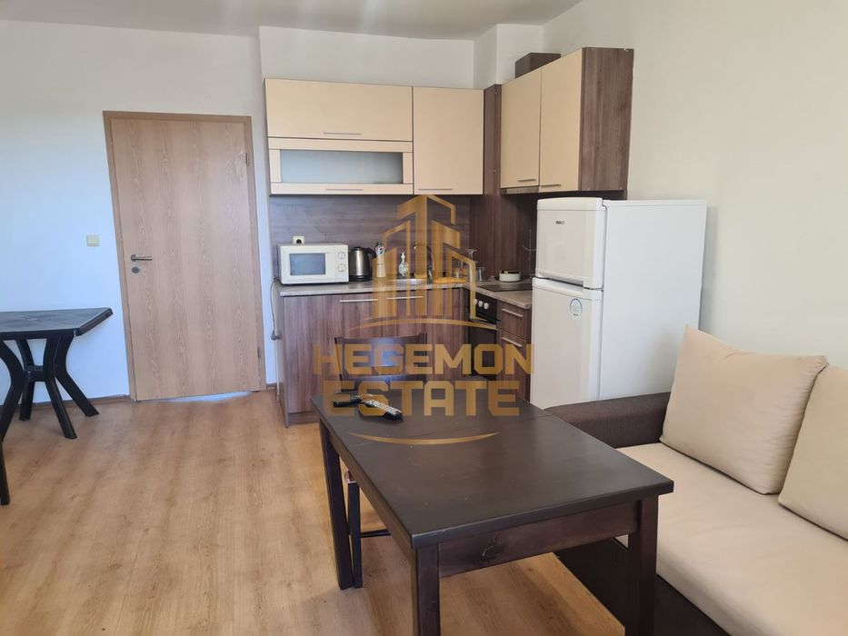 Продава се Двустаен апартамент в Варна, Галата - 67 кв.м за 1777 €/кв.м - Снимка #2