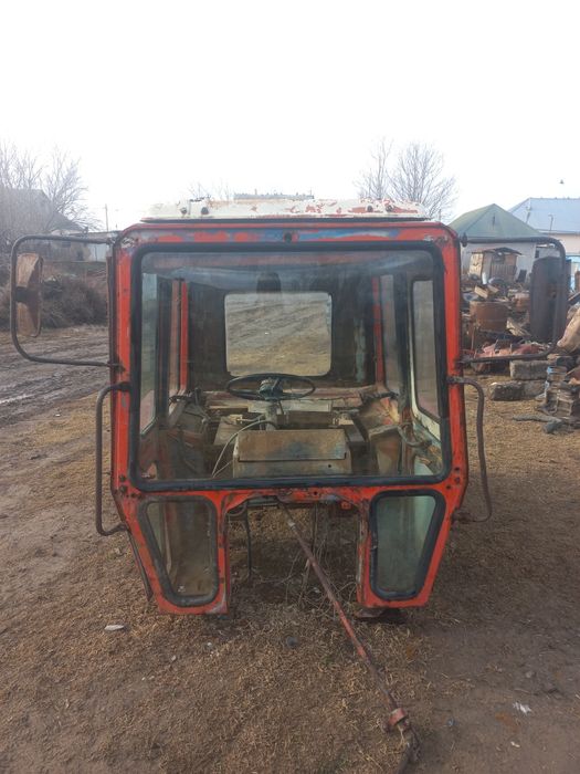 Трактыр мтз80 Кабина