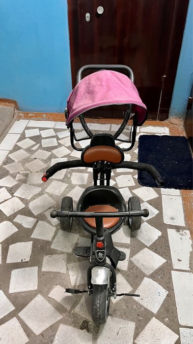 Трехколесный велосипед