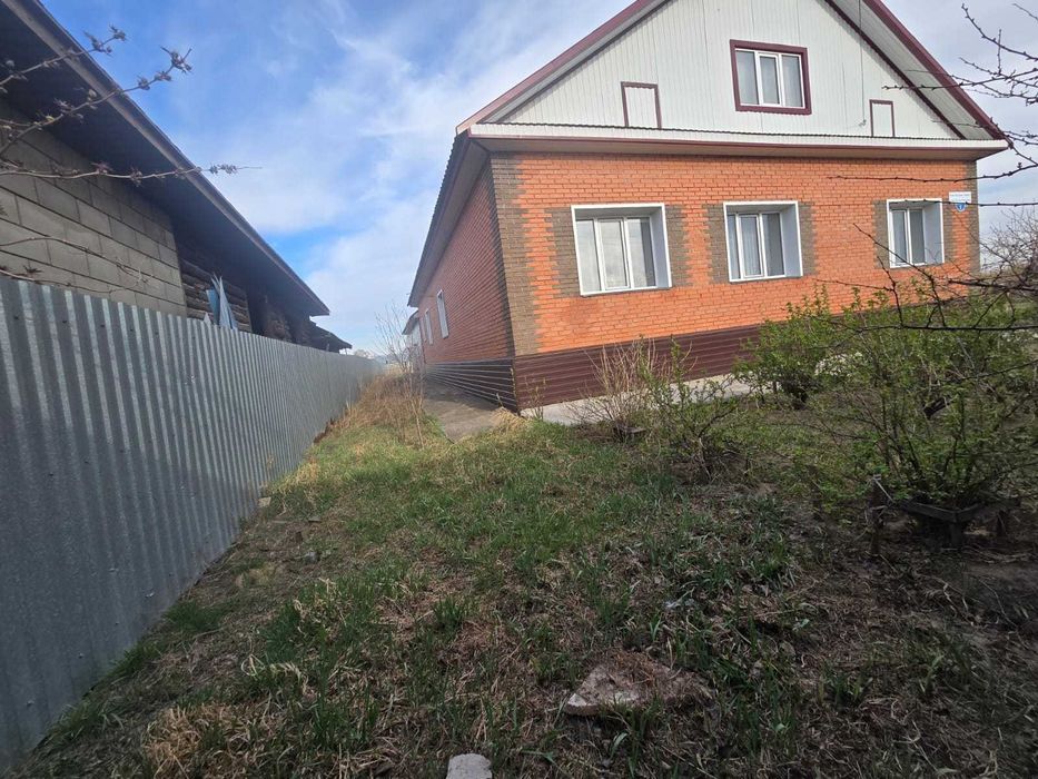 Продам большой дом в бишкуле!