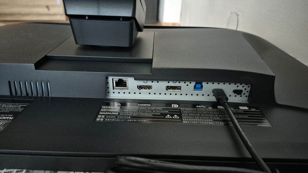 Vand monitor Eizo Nefolosit