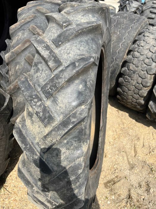 cauciuc de tractor 12.4 R32
