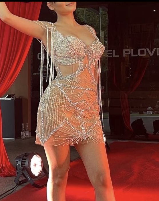 Бална рокля със синджири