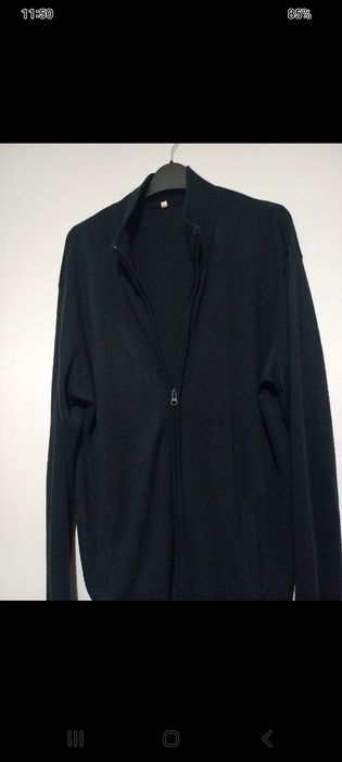Pulovar subtire barbati cu fermoar  marime XL sau 46-50 stare perfecta