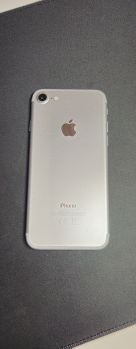 iPhone 7  в хорошем состоянии