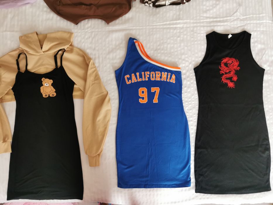 Лот роклички всяка по 5 лв