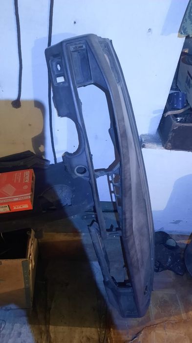 Запчасти на Мерс 190