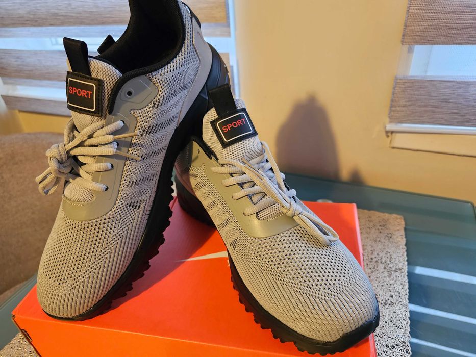 Маратонки  летни 46р