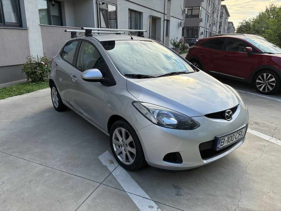 MAZDA 2
